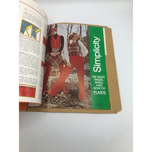 Sewing Guide Terms Beginner Simplicity Reference DIY Clothing Sew Pamphlet VTG - Picture 10 of 16